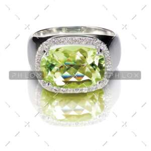 light green rings